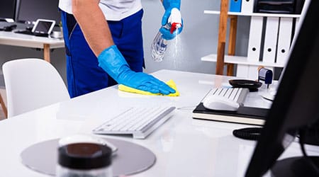 0543331609 شركه اللؤلؤ الذهبي شركة تنظيف مكاتب بمصفح بابو ظبي cleaning desk 25245