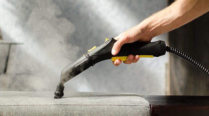 تنظيف بخار العين