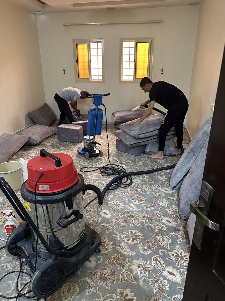 شركة تنظيف كنب وسجاد فى دبي